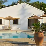 Siga Siga Villa Pelekas